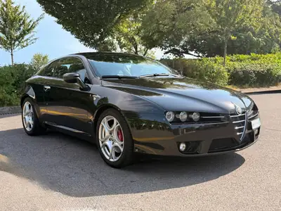 Alfa Romeo Brera 1.8 TBi 2010 — Coupé sportif italien, 200 ch et équipements premium — Miniature 8