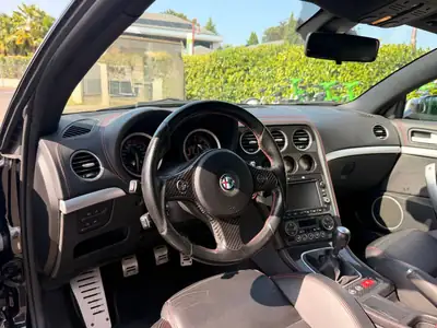 Alfa Romeo Brera 1.8 TBi 2010 — Coupé sportif italien, 200 ch et équipements premium — Miniature 11