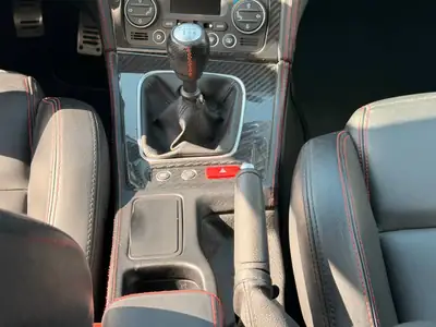 Alfa Romeo Brera 1.8 TBi 2010 — Coupé sportif italien, 200 ch et équipements premium — Miniature 23