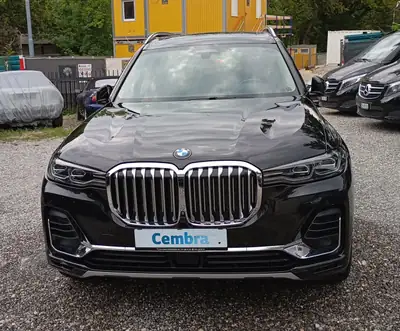BMW X7 xDrive40i — SUV 7 places premium, 340 ch, sans sinistre — fianco