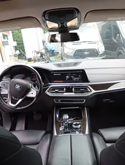 BMW X7 xDrive40i — SUV 7 places premium, 340 ch, sans sinistre — Miniatura 12