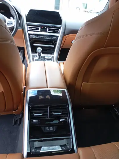 BMW 840i xDrive Gran Coupé — Élégance sportive et efficacité énergétique — Miniatur 15