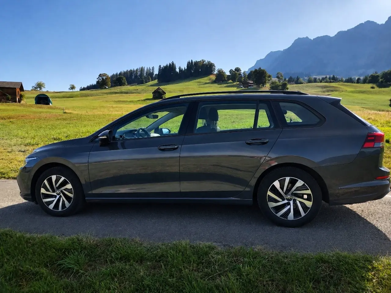 Volkswagen Golf 2022 occasion Goldiwil — 2