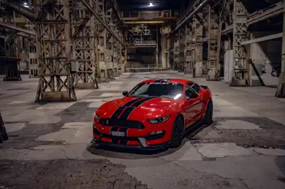 Ford Mustang Shelby GT350 — 533 ch, boîte manuelle, légendaire muscle car — Außenansicht
