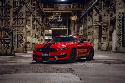 Ford Mustang Shelby GT350 — 533 ch, boîte manuelle, légendaire muscle car — Armaturenbrett
