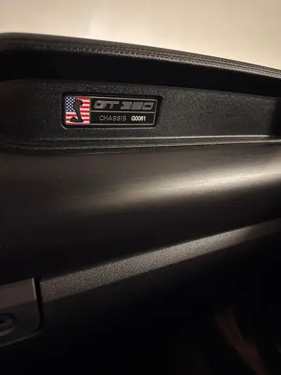 Ford Mustang Shelby GT350 — 533 ch, boîte manuelle, légendaire muscle car — Miniatur 13