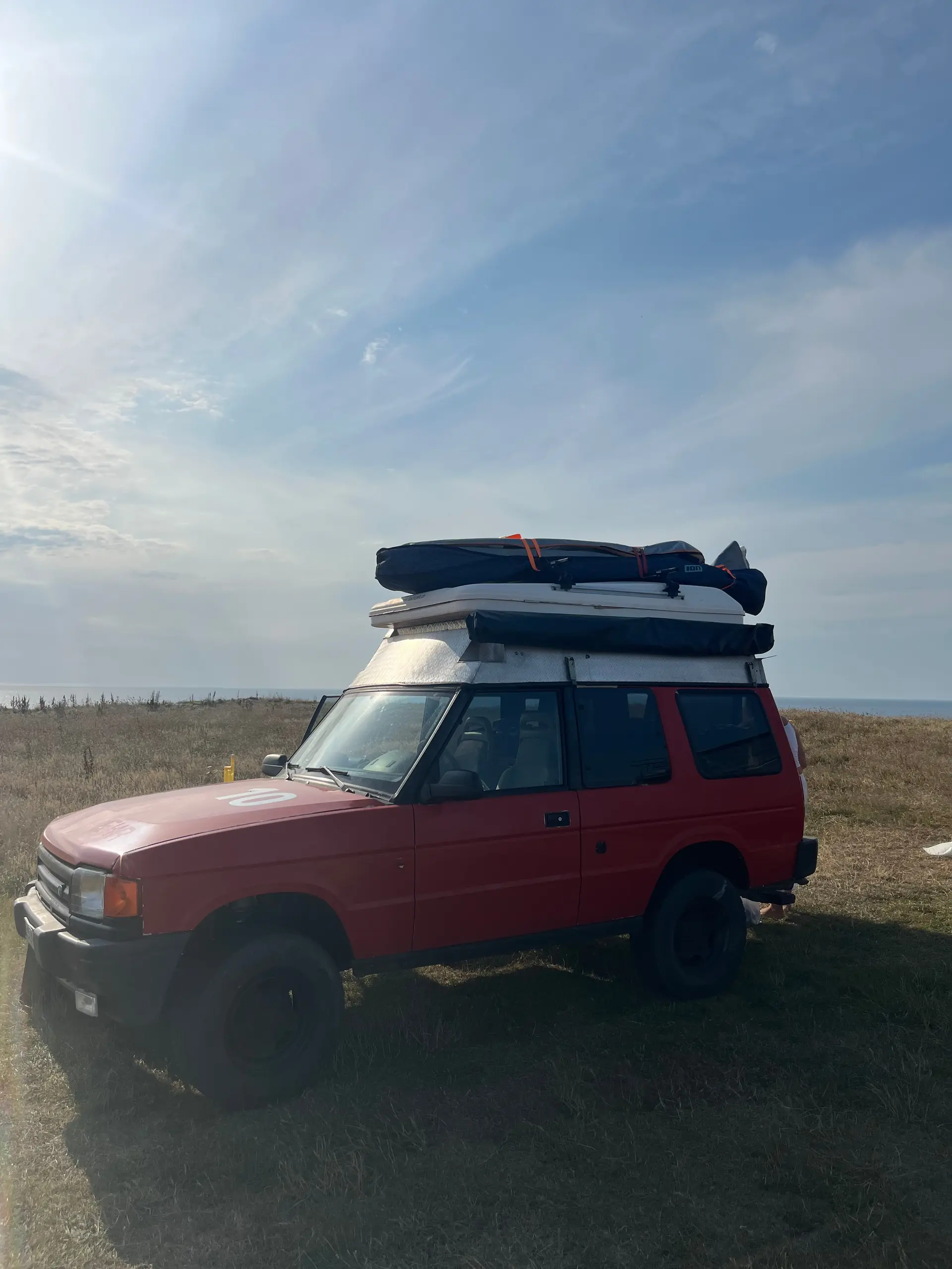 Land Rover Discovery — Légendaire SUV des années 90, motorisation 3.9L essence — vue extérieure