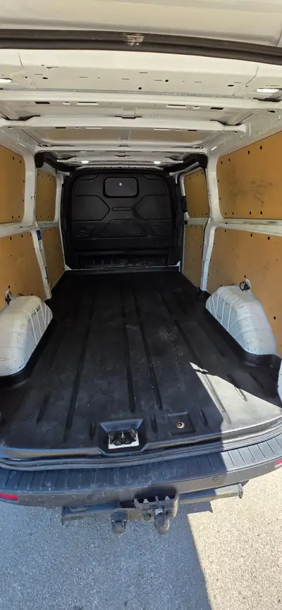 Ford Transit Custom 2.0 TDCi 170 — Utilitaire robuste, entretien réduit — cruscotto