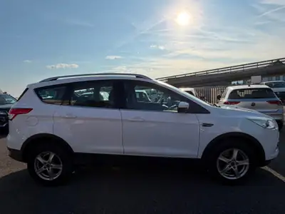 Ford Kuga 2.0 TDCi Titanium S 4WD — SUV robuste diesel, 4x4 intégral — Miniature 7