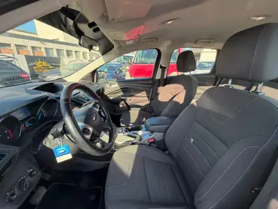 Ford Kuga 2.0 TDCi Titanium S 4WD — SUV robuste diesel, 4x4 intégral — Miniature 10