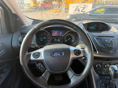 Ford Kuga 2.0 TDCi Titanium S 4WD — SUV robuste diesel, 4x4 intégral — Miniature 12