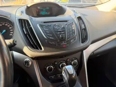 Ford Kuga 2.0 TDCi Titanium S 4WD — SUV robuste diesel, 4x4 intégral — Miniature 15