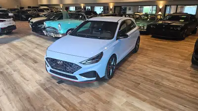 Hyundai i30 N 2.0 T-GDi 280 ch — Sportive essence rare, 8'000 km seulement — côté
