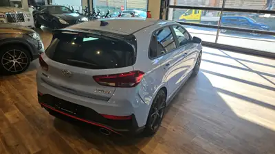 Hyundai i30 N 2.0 T-GDi 280 ch — Sportive essence rare, 8'000 km seulement — Miniature 9