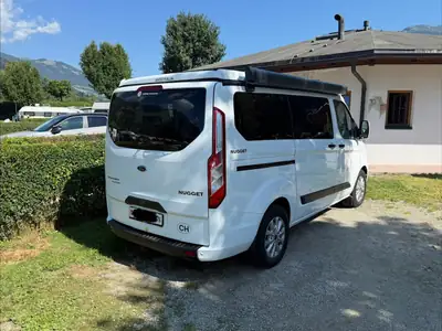 Ford Transit Custom 2.0 TDCi 185 — Utilitaire polyvalent avec toit relevable, seulement 13 900 km — Heckansicht
