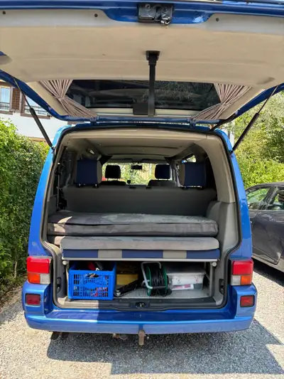 VW T4 2.5 TDI — Le van polyvalent pour famille et aventure en camping — Miniatura 11