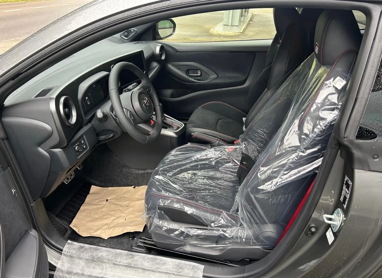 Toyota GR Yaris 2024 occasion Chêne-Bougeries — 4