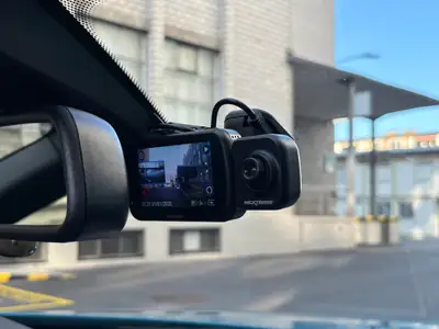 BMW 435d xDrive Cabrio M Sport — Décapotable diesel performante, teinte exclusive Snapper Rocks Blue — Thumbnail 10