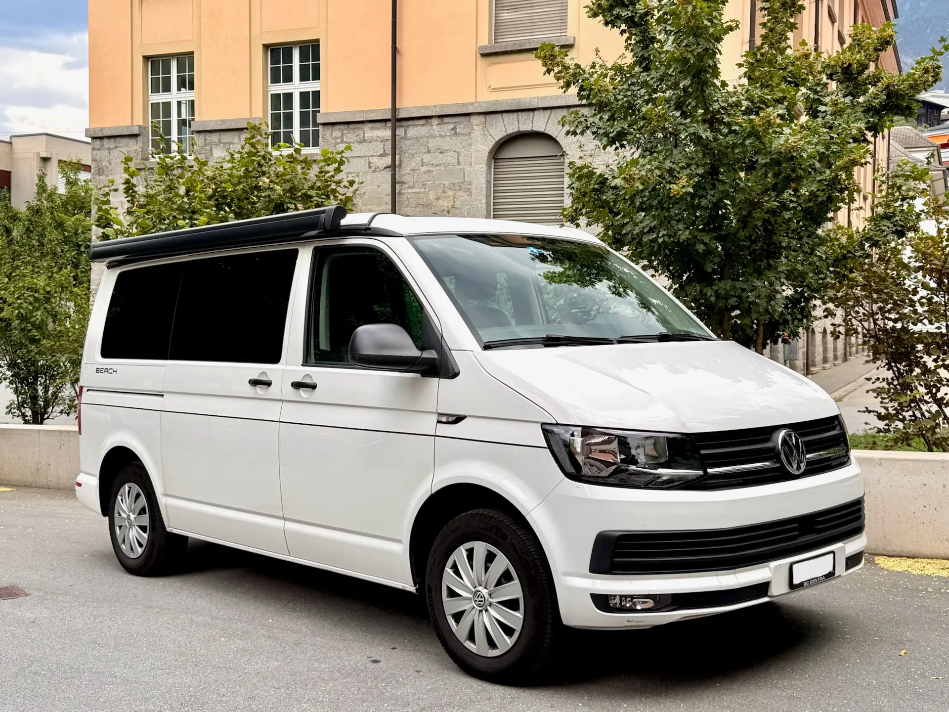 VW T6 California Beach — Camping 4 places équipé solaire et batterie lithium