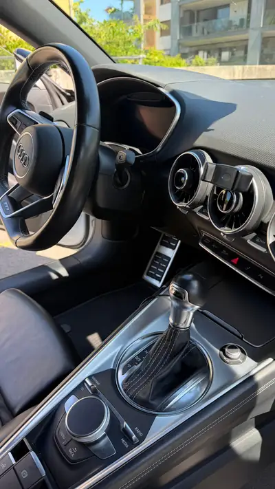 Audi TT 2.0 TFSI quattro S-Tronic — Roadster sportif tuné ABT, état impeccable — Detail