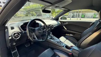 Audi TT 2.0 TFSI quattro S-Tronic — Roadster sportif tuné ABT, état impeccable — Miniatur 10
