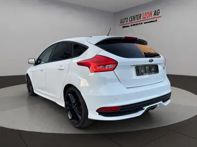 Ford Focus 2.0 TDCi ST3 — Diesel performant, sans accident, équipement premium — intérieur