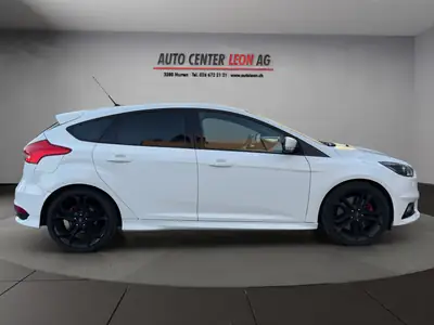 Ford Focus 2.0 TDCi ST3 — Diesel performant, sans accident, équipement premium — Miniature 7