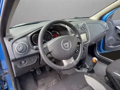 Dacia Sandero 1.5 dCi Stepway Lauréate — Robustesse diesel et design aventurier — Miniature 10