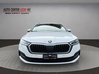 Skoda Octavia Combi 2.0 TDI DSG 4x4 — Break robuste, transmission auto, tout-terrain inclus — vue extérieure
