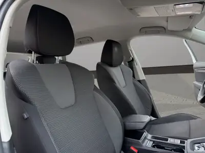 Skoda Octavia Combi 2.0 TDI DSG 4x4 — Break robuste, transmission auto, tout-terrain inclus — Miniature 20