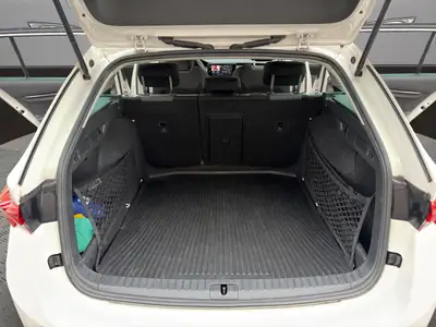 Skoda Octavia Combi 2.0 TDI DSG 4x4 — Break robuste, transmission auto, tout-terrain inclus — Miniature 19