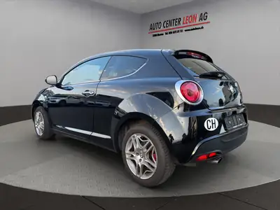 Alfa Romeo MiTo 1.4 Progression — Citadine dynamique, sans accident, entretien complet — intérieur