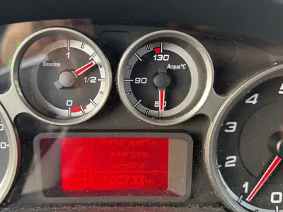 Alfa Romeo MiTo 1.4 Progression — Citadine dynamique, sans accident, entretien complet — Miniature 11
