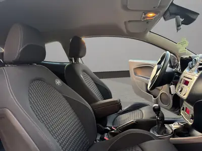 Alfa Romeo MiTo 1.4 Progression — Citadine dynamique, sans accident, entretien complet — Miniature 17