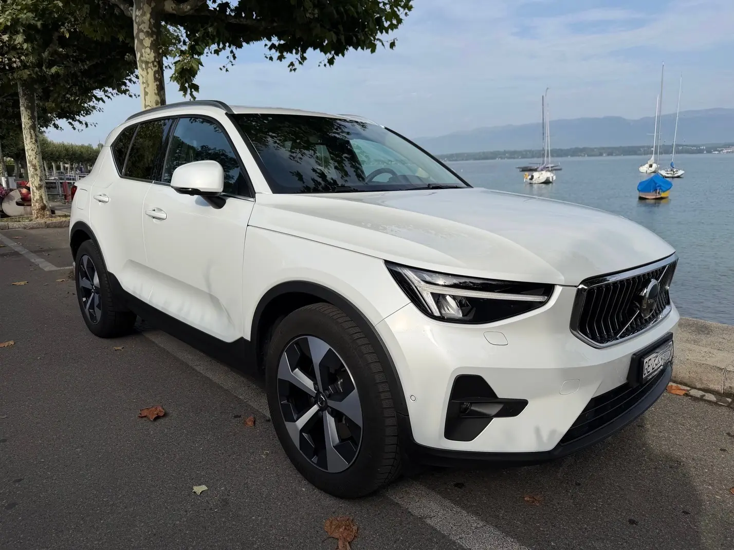 Volvo XC40 2.0 B4 MH Ultimate Bright AWD — Hybride léger, 49 000 km, garantie constructeur