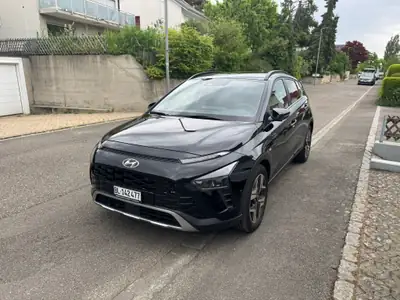 Hyundai Bayon 1.0 T-GDi 120 Vertex — SUV compact hybride légendairement fiable — vista esterna