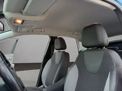 Opel Crossland X 1.2i Enjoy — SUV compact automatique, entretien à jour et sans sinistre — Miniature 21