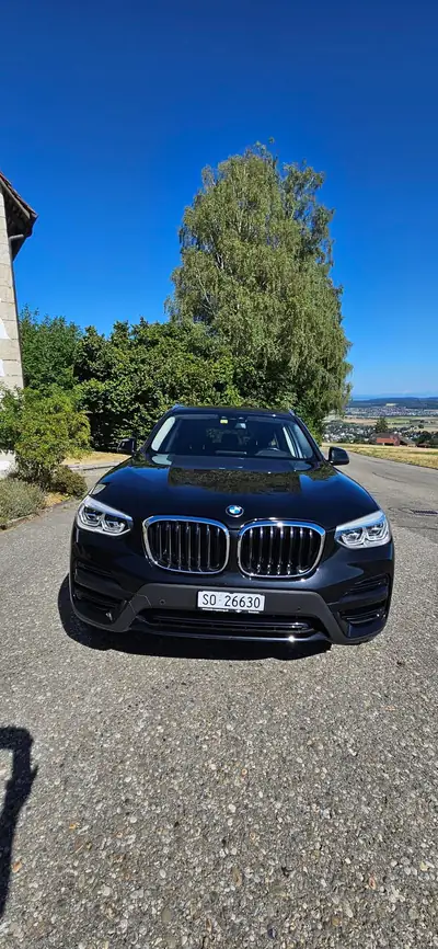 BMW X3 20d xDrive — SUV diesel performant, 99'000 km, sans accident — exterior view