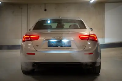 Maserati Ghibli 3.0 V6 S Q4 — Berline sportive italiana, 410 ch et traction intégrale — arrière