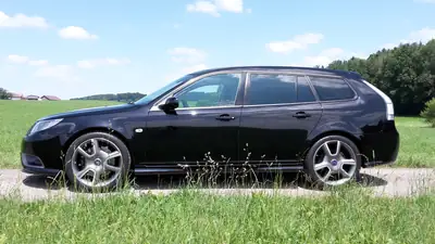 Saab 9-3 Turbo X — Berline sportive suédoise rare, transmission manuelle, 280 ch — fianco