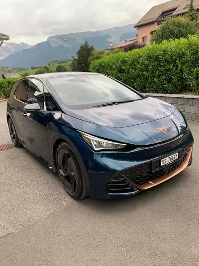 CUPRA Born Electric — Berline sportive zéro émission, 70'000 km seulement — Außenansicht