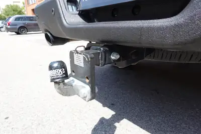 Dodge Ram 1500 — Pickup musclé 400 ch, Peinture Raptor, faible kilométrage — Miniature 26