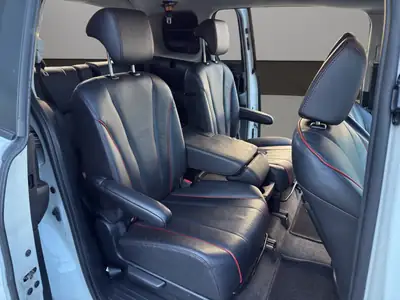 Mazda 5 2.0 16V Exclusive Activematic — Monospace 7 places, portes coulissantes électriques — Miniature 18