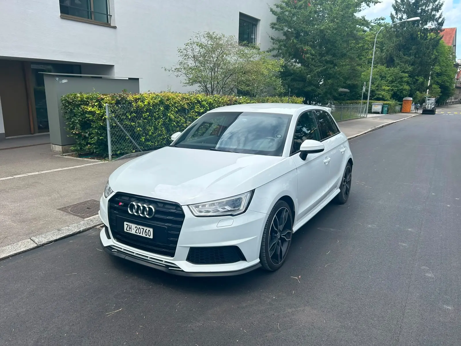 Audi S1 Sportback 2.0 TFSI quattro — 231 ch, traction intégrale, très haute équipement — vista esterna