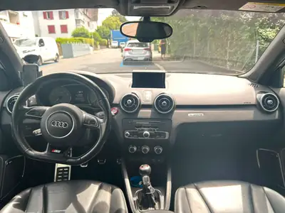 Audi S1 Sportback 2.0 TFSI quattro — 231 ch, traction intégrale, très haute équipement — cruscotto