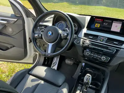 BMW X1 xDrive 25i M Sport — SUV compact performant, 114 500 km, finition sportive — Miniatura 11