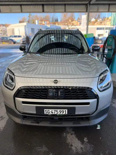 MINI Countryman diesel 2024 — SUV compact robuste, 25 500 km seulement — vue extérieure