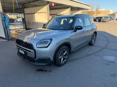 MINI Countryman diesel 2024 — SUV compact robuste, 25 500 km seulement — intérieur