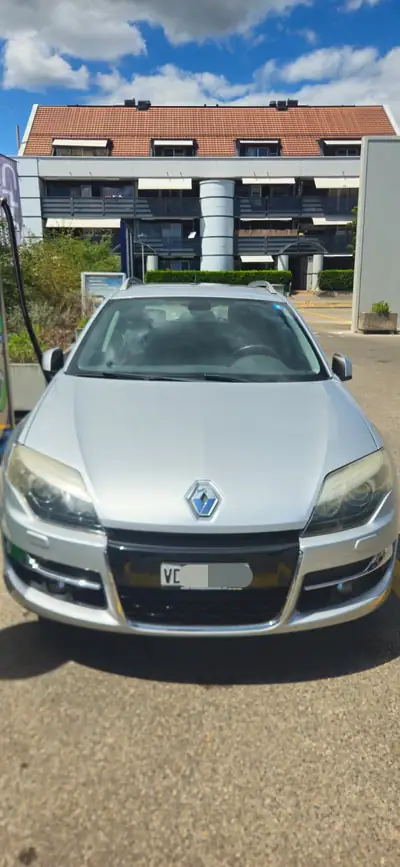 Renault Laguna 2.0 dCi 150 — Break pratique, diesel économe, sans sinistre — côté