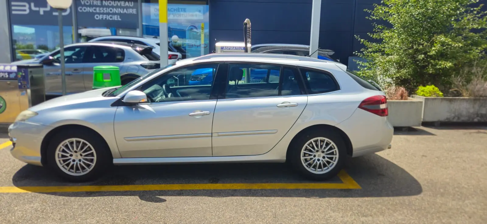 Renault Laguna 2.0 dCi 150 — Break pratique, diesel économe, sans sinistre